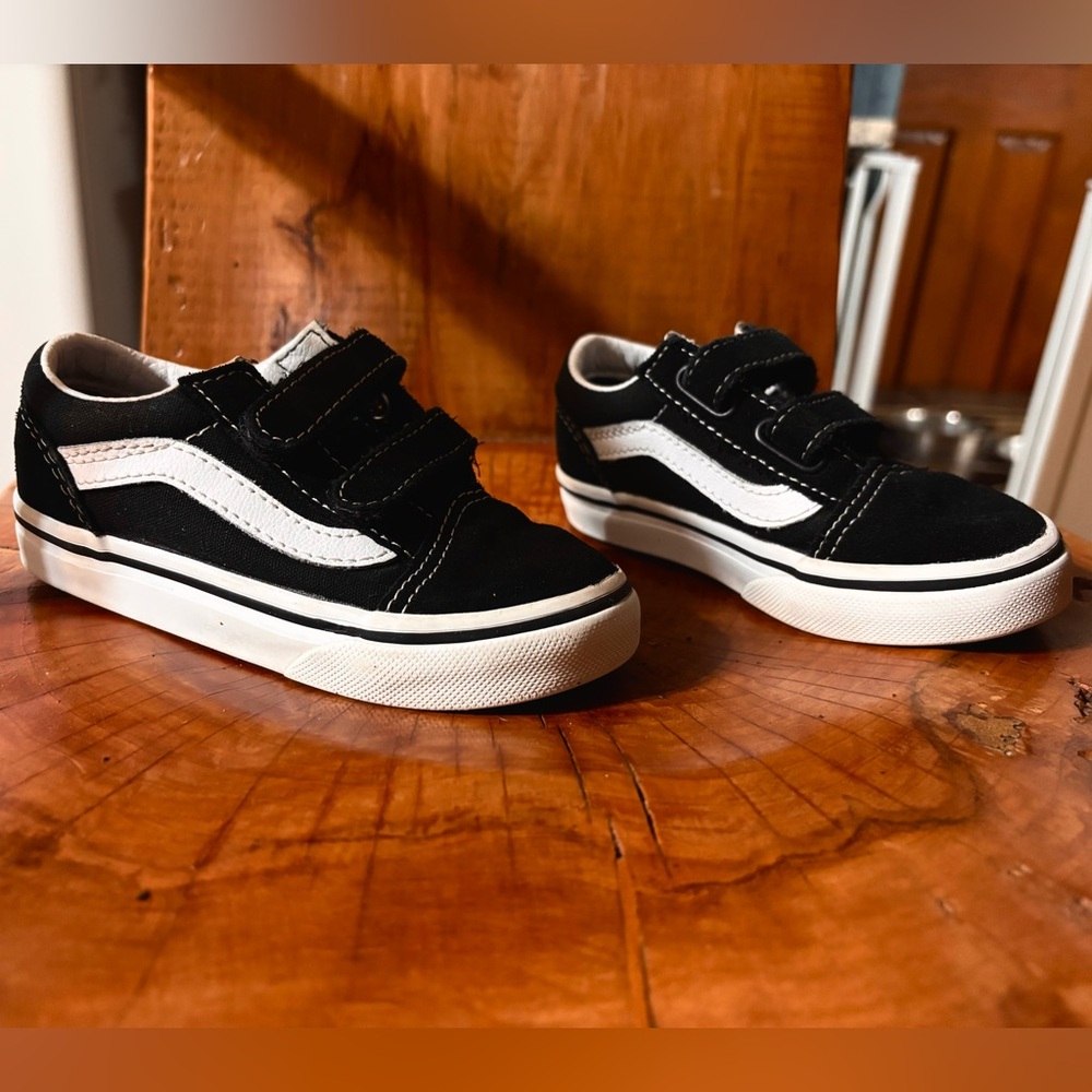 Vans Kids Black and White Velcro closure Sneakers